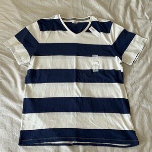 old navy mens t shirt large new